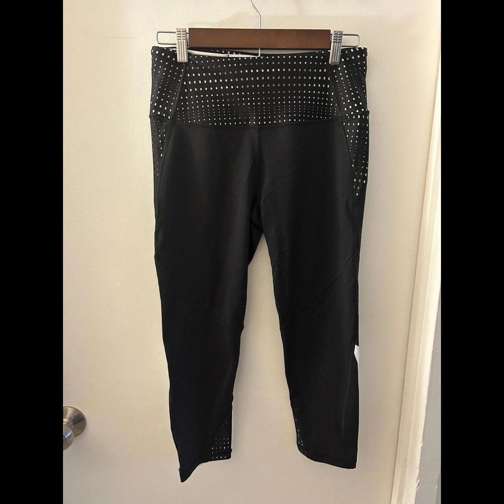 Victoria’s Secret Color Blocking Knockout Legging